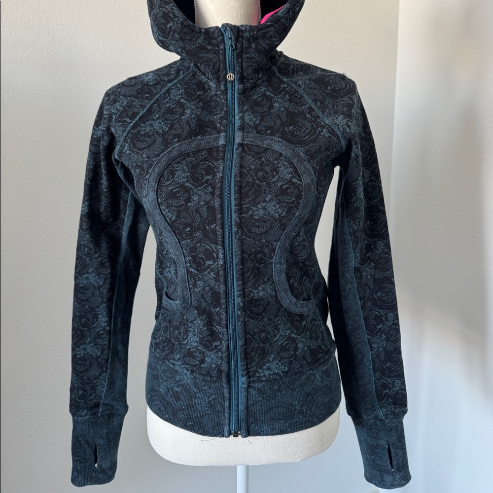 Lululemon vintage scuba fitted zip up hoodie